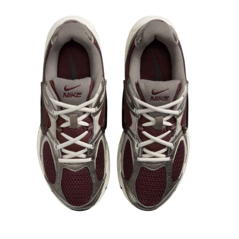 DEPORTIVO NIKE V5 RNR