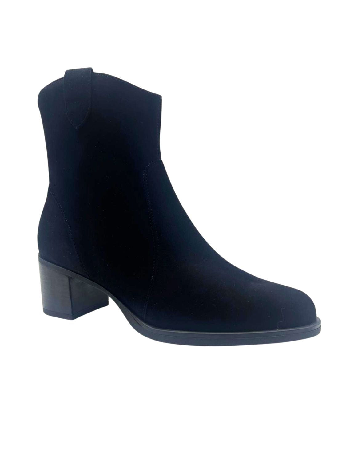 BOTIN ANTE PIESANTO