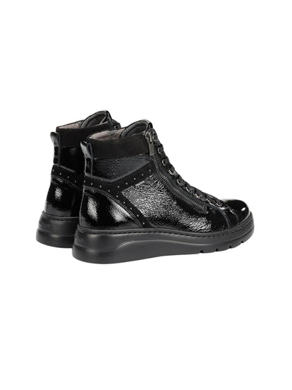 BOTA CHAROL CON CORDONES FLUCHOS POMPAS