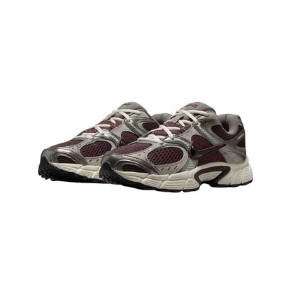 DEPORTIVO NIKE V5 RNR