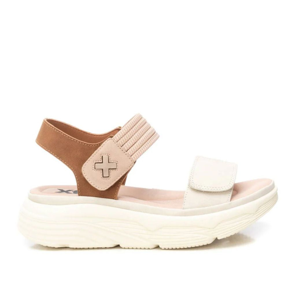 SANDALIAS CON VELCRO XTI PARA MUJER 